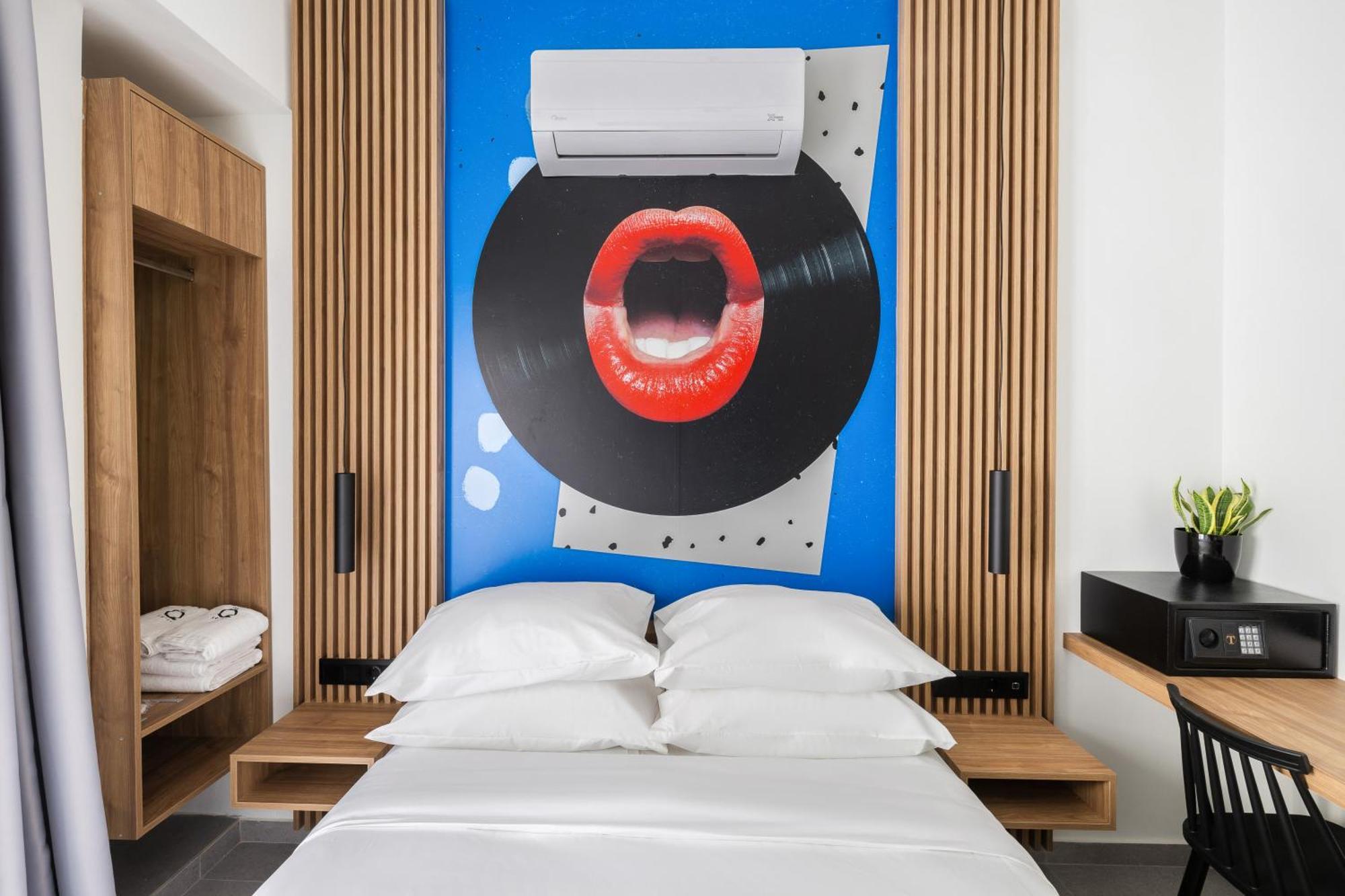 The Q Hotel Athènes Extérieur photo