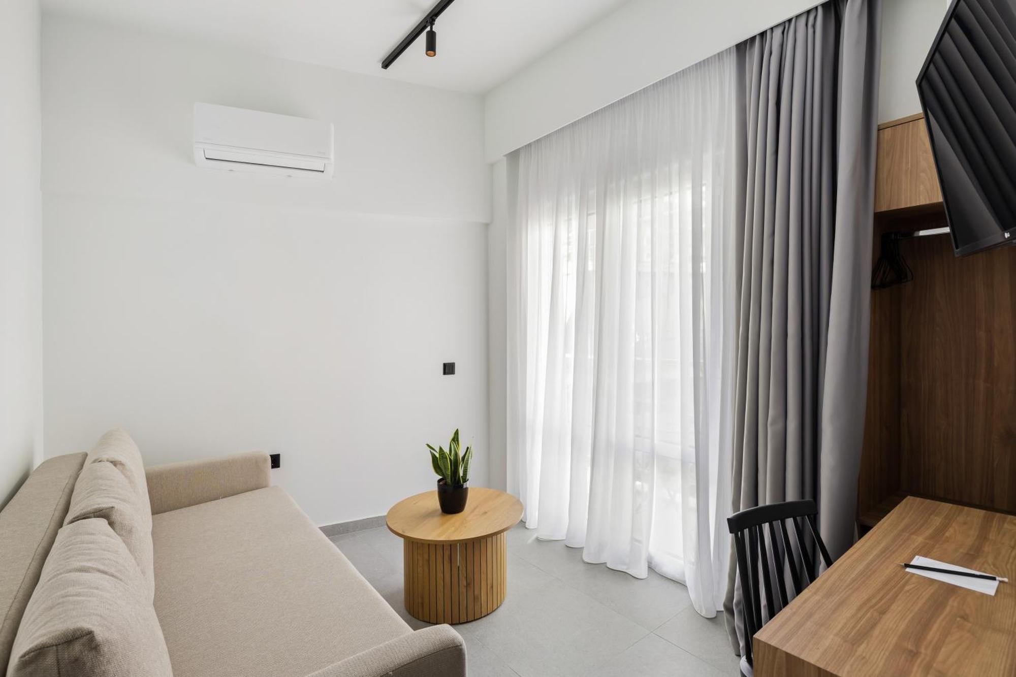 The Q Hotel Athènes Extérieur photo
